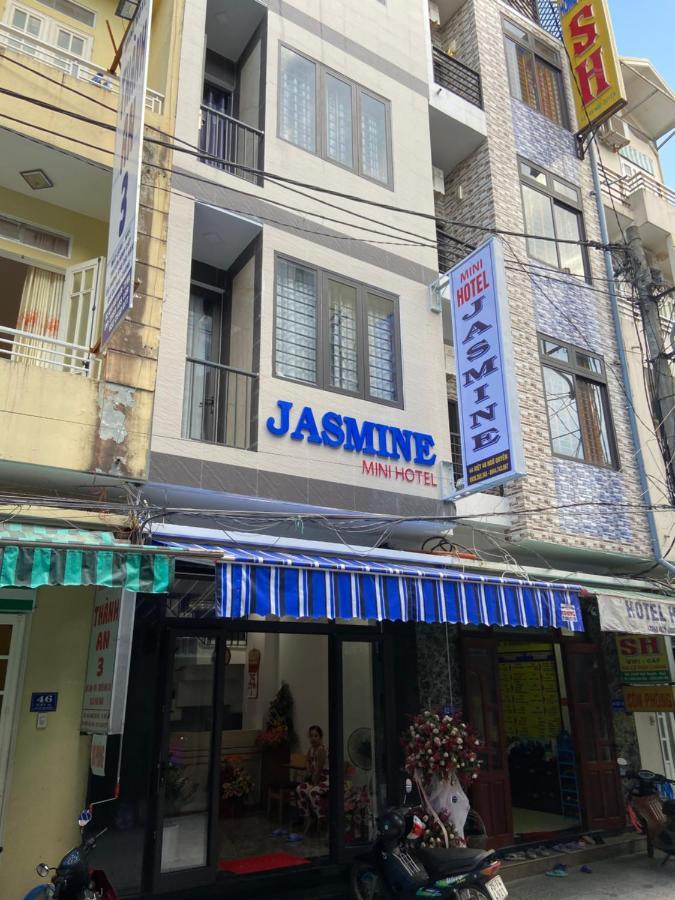 Jasmine Mini Hotel Hue Exterior photo